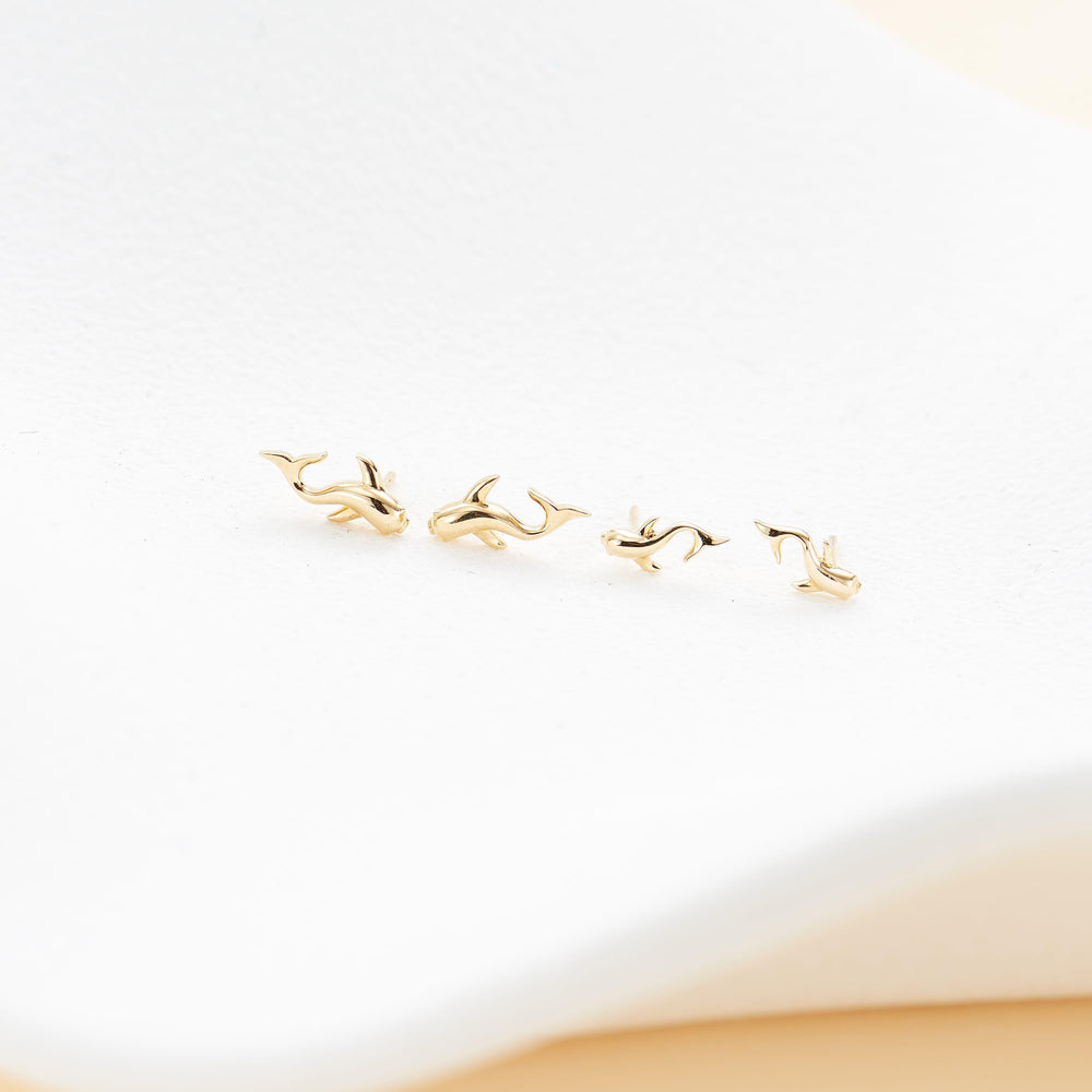 side angle of 14K solid gold flat back stud earring threadless design nickel-free