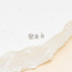 14K Solid Gold Invisible Set Lab Diamond Flat Back Earring :Threadless Labret